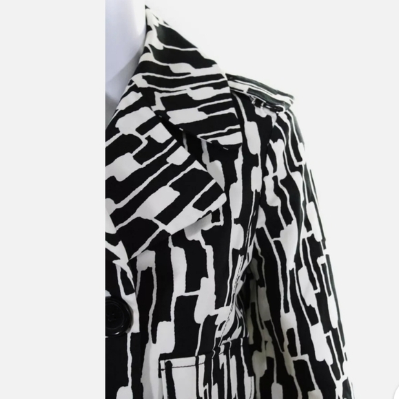 Michael Kors  Abstract Print Six Button Blazer Black & White Size Medium NWOT - Picture 2 of 12